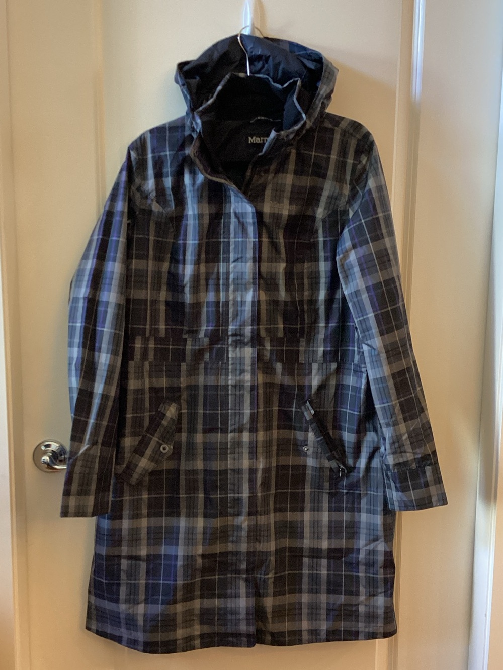 Marmot Women's Plaid Hooded Rain Jacket in Navy and Gray